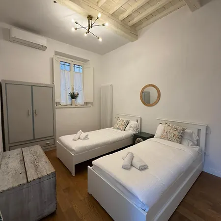 Apartament Renaissance *