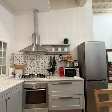 Renaissance Apartament *